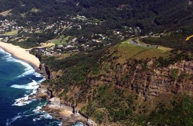 YellowtailStay - The Top Room Bald Hill Stanwell Tops