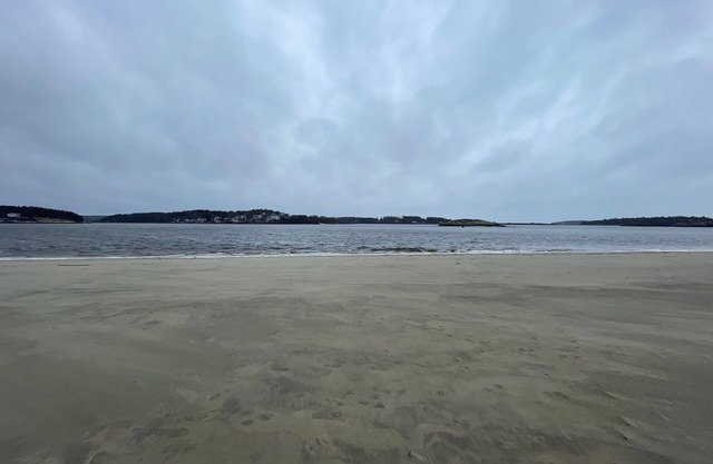 You will feel at home in our 2 bedroom year round house steps from Popham Beach