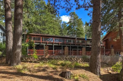 Zephyr Cove Zen - Hot Tub & Summer Pool