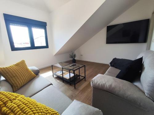 Muxia Apartment | Ático Mar de Muxía - Vistas al mar desde todas las estancias - Cama King Size y TV 65pulgadas - Nuevo Julio 2025