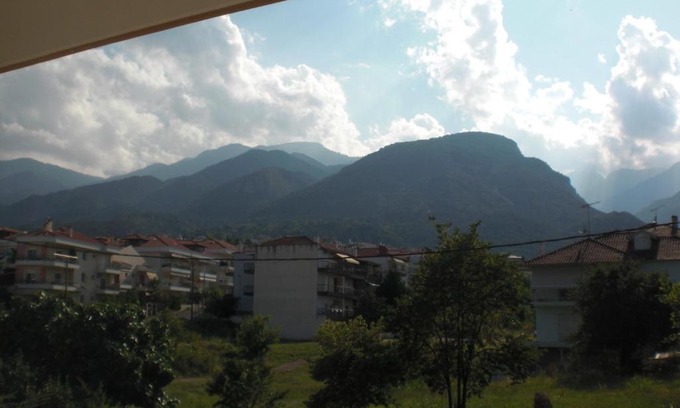 Dio-Olympos Apartment | ΔΙΑΜΕΡΙΣΜΑ ΣΤΟ ΛΙΤΟΧΩΡΟ ΜΕ ΕΚΠΛΗΚΤΙΚΗ ΘΕΑ