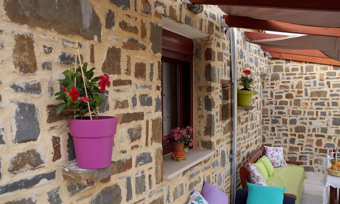 Gortyna Cottage | Κατασκευές παραδοσιακό πέτρινο σπίτι νότια Κρήτη.