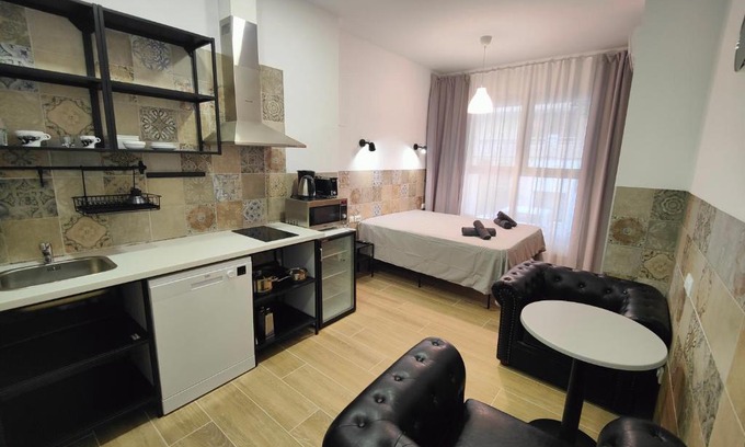 Calpe City Center Apartment | РUEВLO МAR, hotel-apartamento