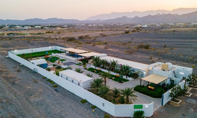 Al Hamra Ski Chalet | استراحة الأسطورة