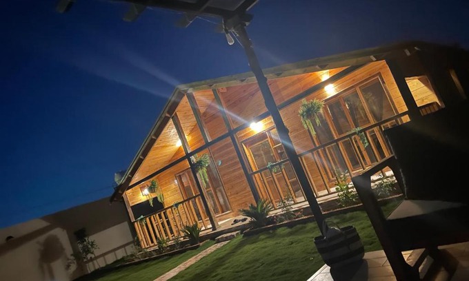 Taif Ski Chalet | الكوخ الهادئ