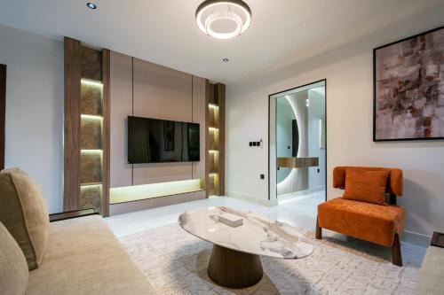 Al-Hamra'a Apartment | المنار ديزاين 13