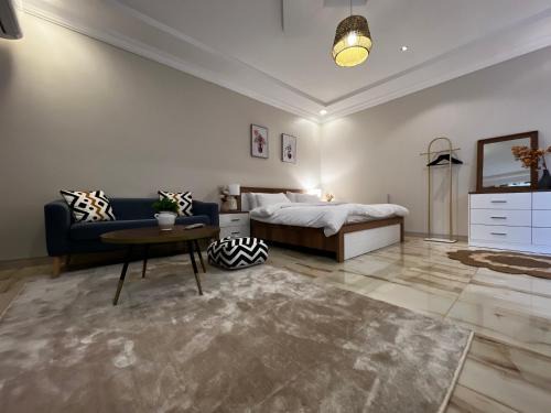 Ha'il Apartment | سويت هوم بتصاميم حديثة ودخول ذكي