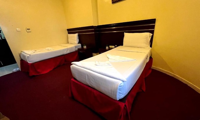 Al Aziziyah Apartment | فندق الشرق