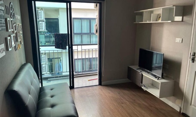 Nonthaburi Apartment | คอนโดฮอลล์มาร์ค ห้องมุม วิวสระว่ายน้ำ ใจกลางเมือง