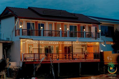Koh Lan House | ซันไลท์ เกาะล้าน sun rise kohlarn