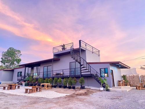 Nam Nao House | บ้านอุ่นลมหนาว