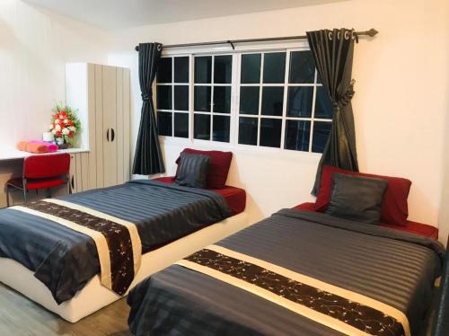 Chong Mek Ski Chalet | ภูเคียงน้ำรีสอร์ต ที่พักริมน้ำวัดเรืองแสงช่องเม็ก