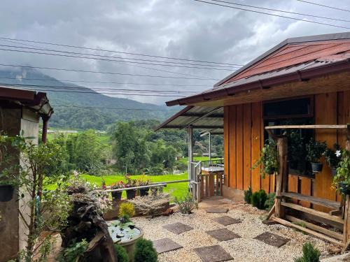 Ban Luang House | สบายดีแม่กลางหลวง