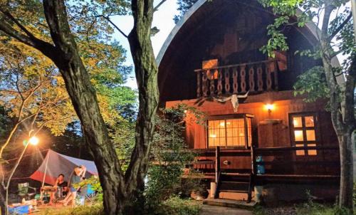 Nasu Villa | クイーンズマウンテン ペット歓迎 温泉完備 一棟ログハウス 超体験型 貸別荘 ファミリーリゾート 乗馬 釣り ふれあい動物園 那須 那須町