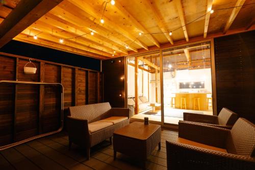 Nagawa House | 今が1番お得! 関西空港や難波からアクセス抜群 駅近徒歩5分一棟貸切 Ebisuya Misaki Park