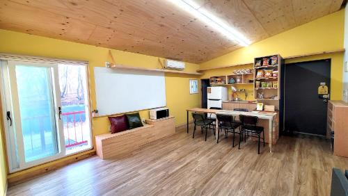 Dunchon-dong House | 허브스테이