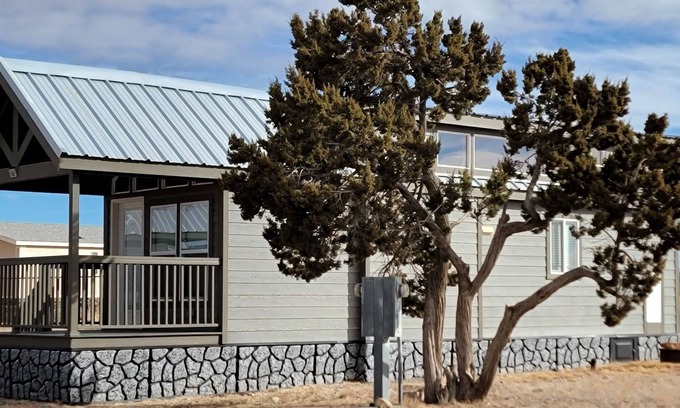 Valle Cottage | 065 Tiny Home near Grand Canyon South Rim Sleeps 8