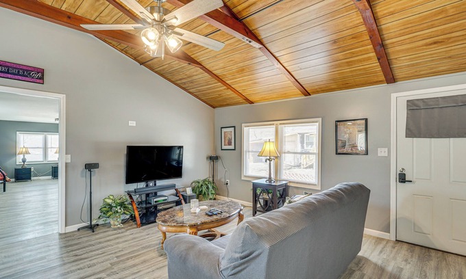 Warsaw House | < 1/2 Mi to Marina: Missouri Lake Getaway