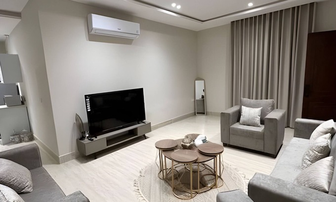Al Khobar Apartment | 1/7 - شقة راقية 4 غرف نوم