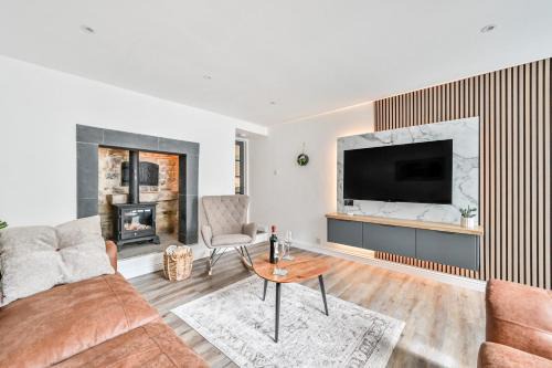 West Looe House | 1 Bake Cottage Serenity - Premium Coastal Retreat in Looe, Cornwall