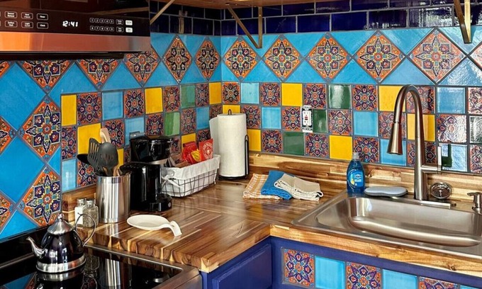 Las Cruces House | 1 bd/1 bth 3 mins to Farmer's market W/D in unit