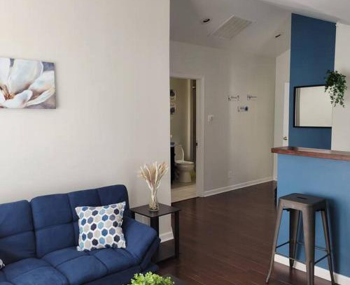 Kennedy King Apartment | 1 BDR 5 Minutes to Downtown