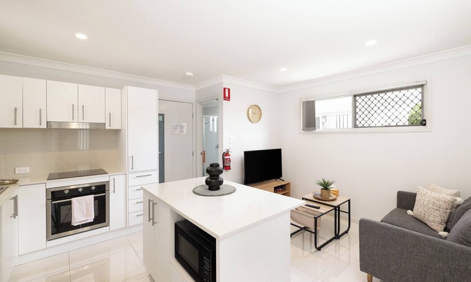 Rocklea Apartment | 1 Bdr Apt! GST Credits! Undercover Parking! 539AF1