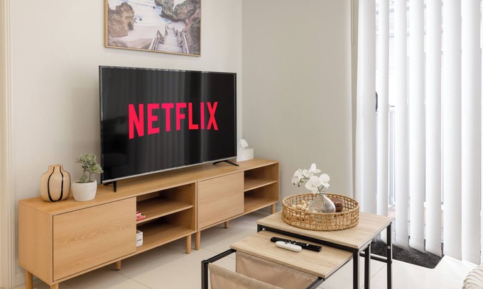 Rocklea Apartment | 1 Bdr Apt! Spotless! Garage Parking! 218D1