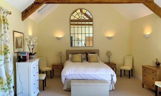 Horner Cottage | 1 Bed Cottage - Sleeps 2, Parking, Wifi