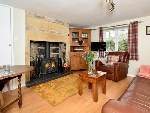 Bellingham House | 1 Bed in Bellingham 89085