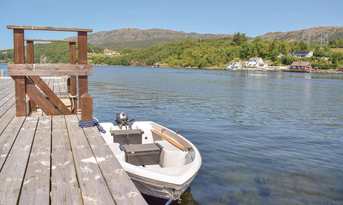 Skjoldastraumen House | 1 bedroom accommodation in Skjoldastraumen