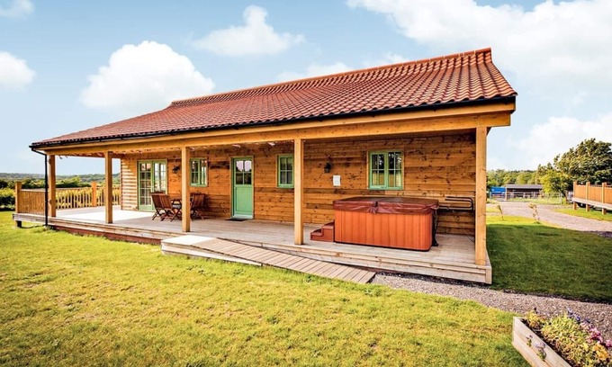 Palgrave Ski Chalet | 1 bedroom accommodation in Palgrave, Diss
