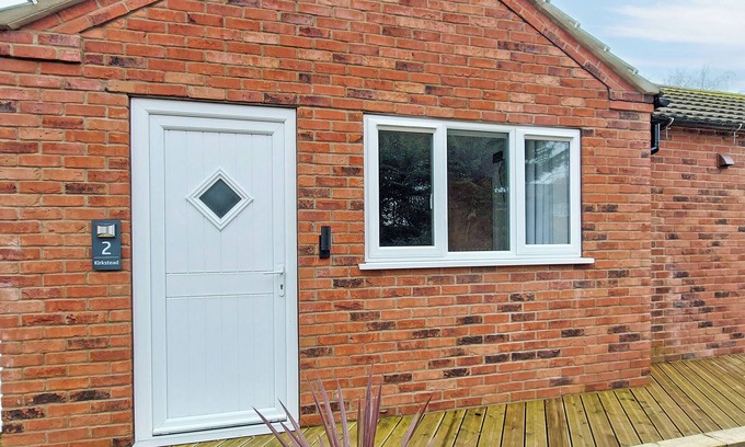 Lincoln Apartment | 1 bedroom accommodation in Walcott