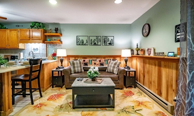 Timberline Condo | 1 bedroom accommodation in Davis