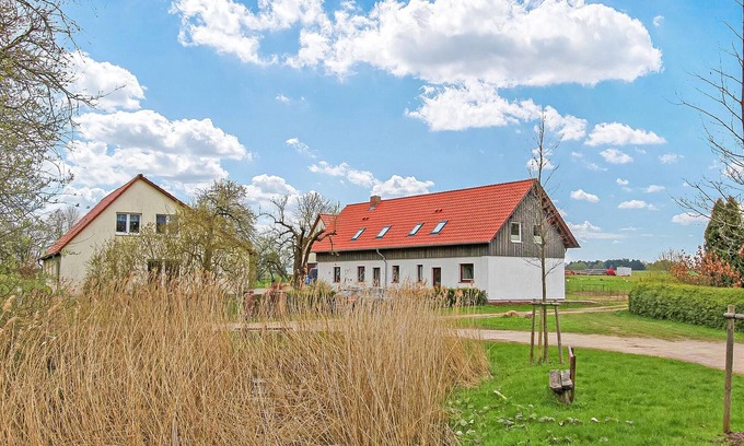 Roggentin Apartment | 1 bedroom amazing apartment in Mirow