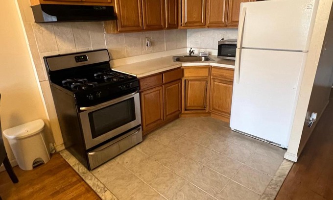 Williamsbridge Apartment | 1 bedroom apartment