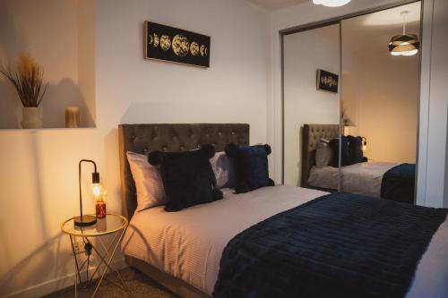 Glenisla Apartment | 1 bedroom flat with easy parking/public transport