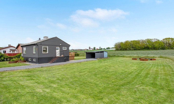 Ronne House | 1 bedroom nice home in Rønne