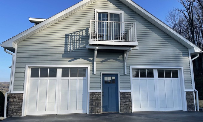 Town of Barton Apartment | 1 Bedroom with a country view