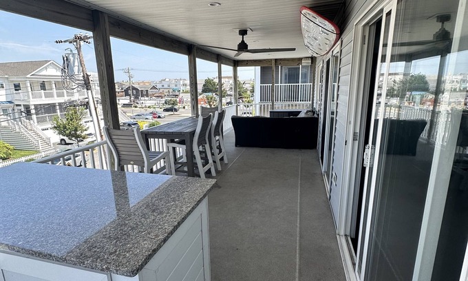 Rehoboth by the Sea Condo | 1 Block from Beach! Swedes St. 4 Bed/3 Bath Condo in Dewey Beach Sleeps 10