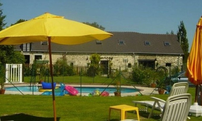Madre House | 1 of 3 gites sleeps (2/14) - Gite with pool - Le Monet