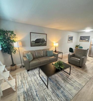 Old East Dallas Apartment | 1 STATE FAIR l DT Dallas l FIFA READY l Staycation 1Bd1Ba
