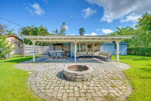 Bonita Springs House | 10 Mi to Bonita Beach Pet-Friendly Home with Yard!