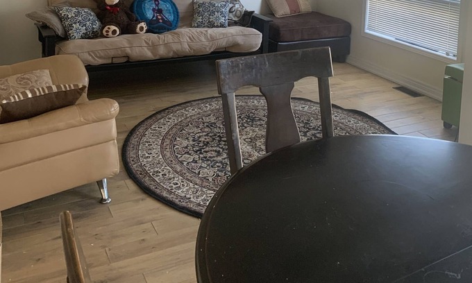 Niagara Falls House | 10 min away from Niagara falls water also attractions family living style (kids)