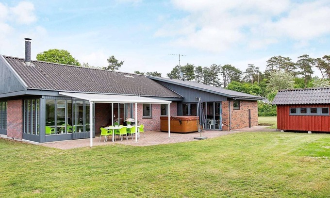 Ordrup House | 10 person holiday home in Fårevejle