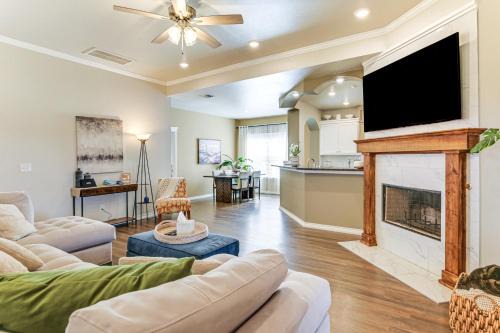 Wolfforth House | 11 Mi to Texas Tech University Cozy Family Home!