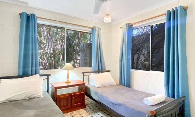 Nelly Bay House | 11 Murray - Affordable island getaway at Nelly Bay