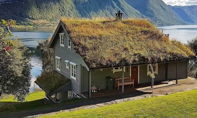 Volda House | 11 person holiday home in Lauvstad