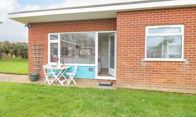 Mundesley House | 12 Siesta Mar