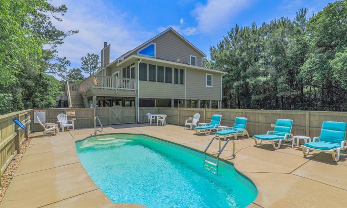 Ocean Hill House | 1215 - Corolla Hideaway, Secluded Cottage w/Pool, Close to Historic Corolla Village